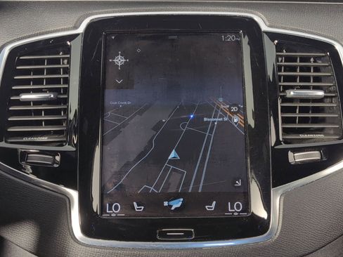 Used 2016 Volvo XC90 T5 R-Design image 26