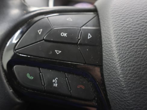 Used 2019 Jeep Cherokee Latitude Plus image 14