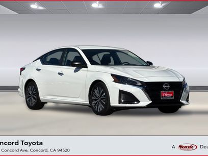 Used 2025 Nissan Altima 2.5 SV