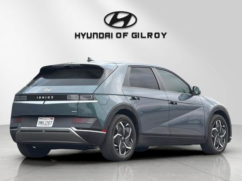Used 2024 Hyundai Ioniq 5 SEL AWD/4WD image 5