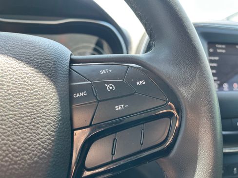 Certified 2020 Jeep Cherokee Latitude Plus AWD/4WD image 20