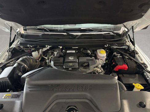 Used 2024 RAM 2500 Laramie w/ Safety Group image 27