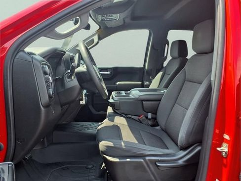 Used 2020 Chevrolet Silverado 1500 Custom Trail Boss w/ Custom Convenience Package AWD/4WD image 11
