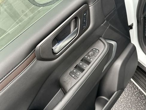 New 2026 Nissan Armada Platinum Reserve image 15