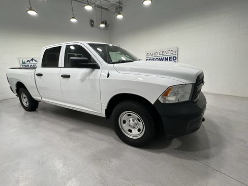 Used 2020 RAM 1500 Tradesman AWD/4WD image 2
