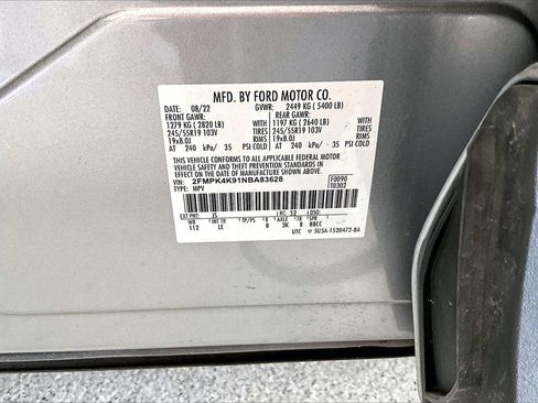 Used 2022 Ford Edge Titanium image 8