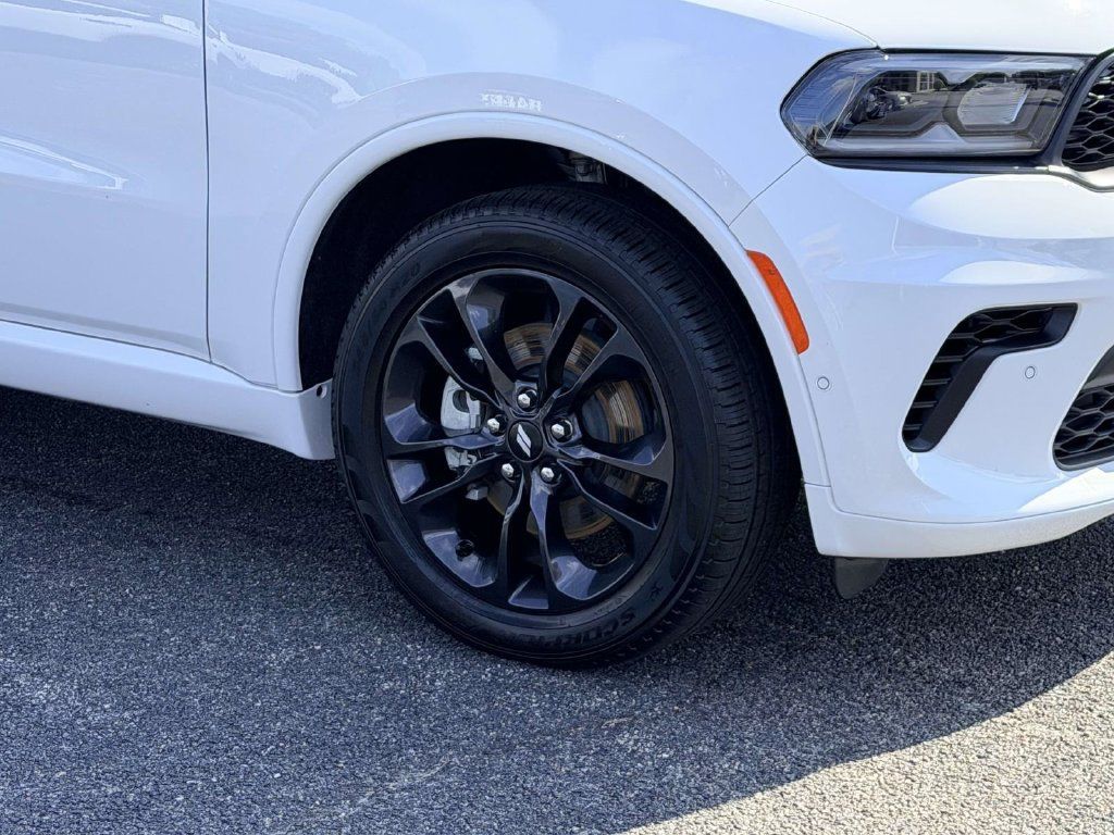 Used 2026 Dodge Durango GT AWD/4WD image 7