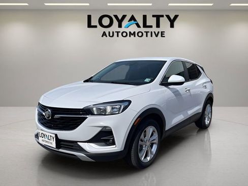 Used 2023 Buick Encore GX Preferred w/ Cold Weather Comfort Package FWD image 1