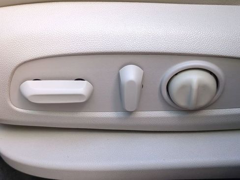 Used 2018 Buick Enclave Premium w/ Experience Buick Package image 20