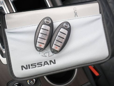 Used 2021 Nissan Murano Platinum w/ Cargo Package FWD image 28