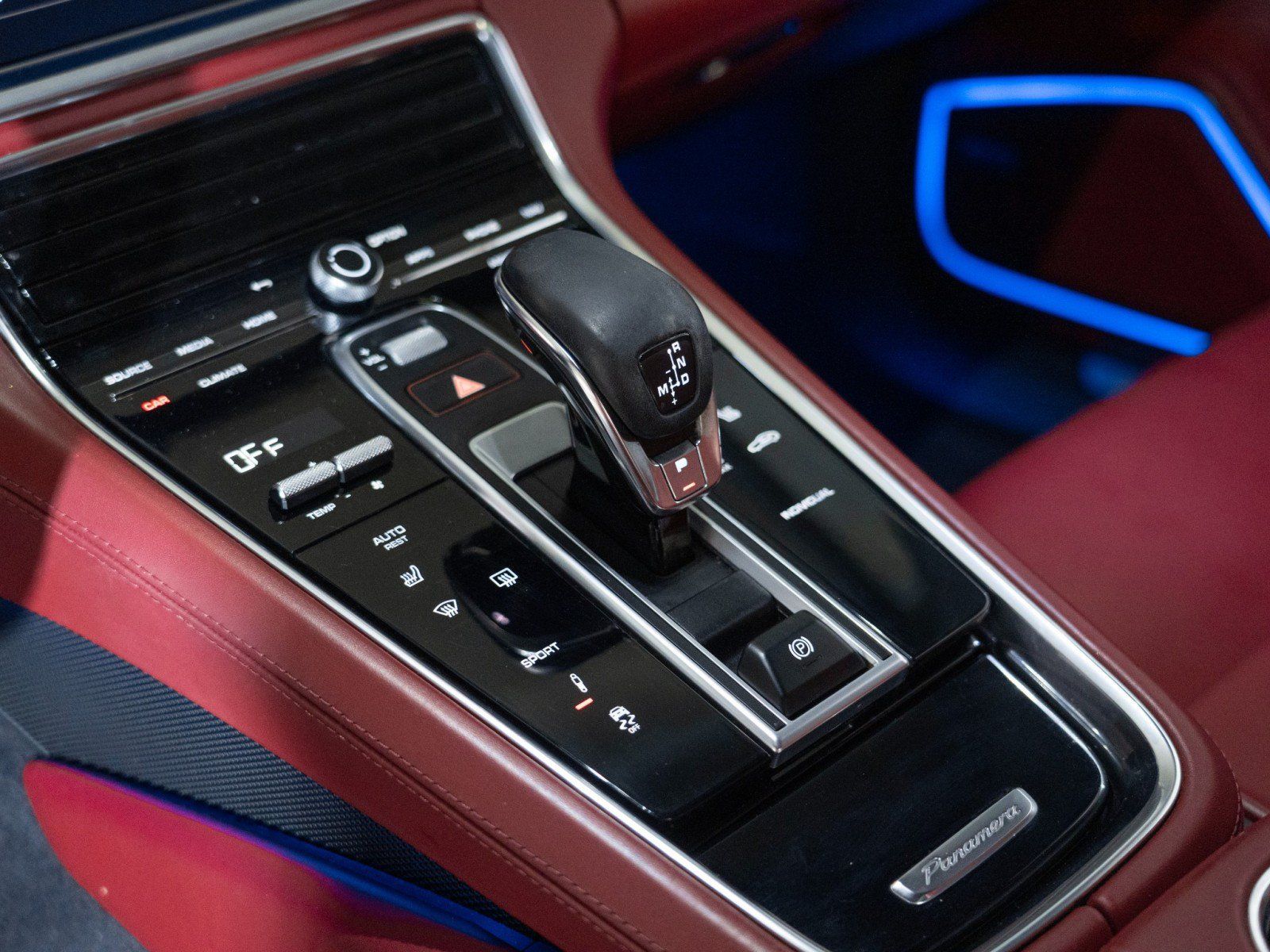 Certified 2022 Porsche Panamera 4S AWD/4WD image 22