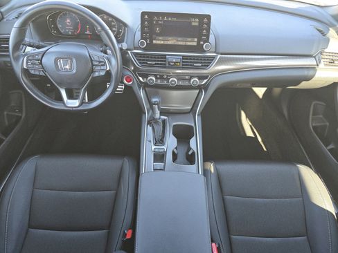 Used 2020 Honda Accord Sport image 9