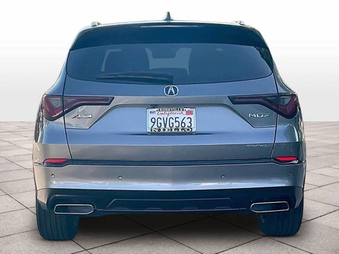Used 2023 Acura MDX A-Spec image 7