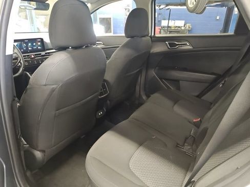 Certified 2026 Kia Sportage LX FWD image 18