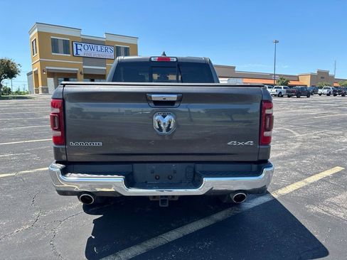 Used 2019 RAM 1500 Laramie AWD/4WD image 6