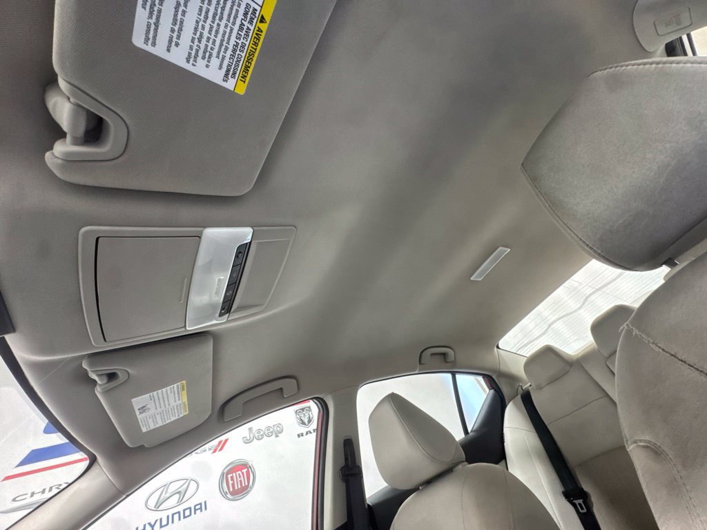 Used 2025 Nissan Altima 2.5 SV FWD image 27