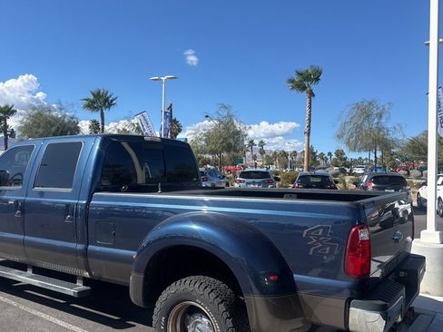 Used 2016 Ford F350 Lariat w/ Chrome Package image 3