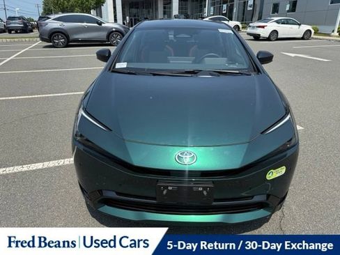 Used 2025 Toyota Prius Plug-In Hybrid FWD image 24