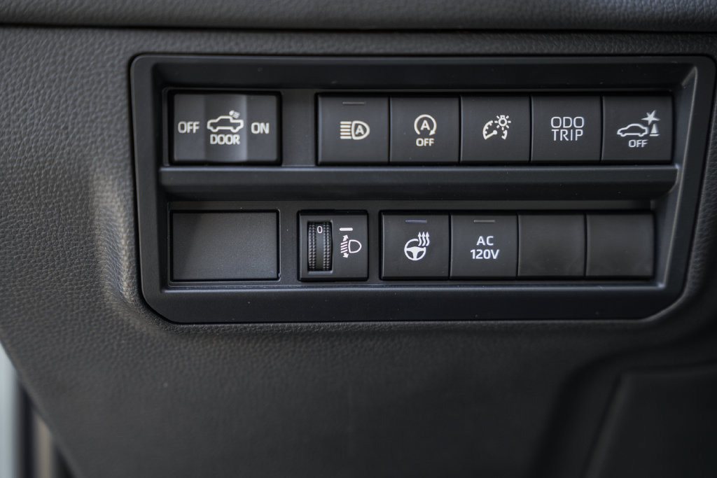 Used 2024 Toyota Tundra Limited w/ Power Package AWD/4WD image 47