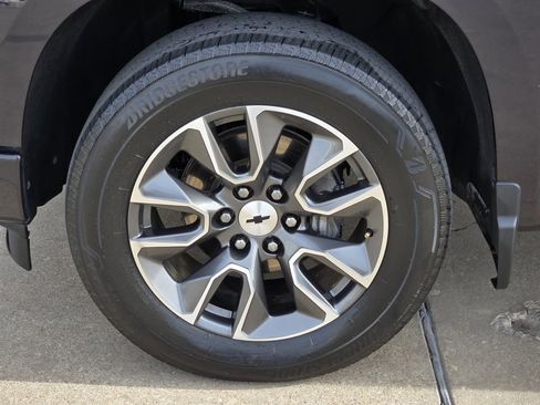 Used 2022 Chevrolet Silverado 1500 RST image 11