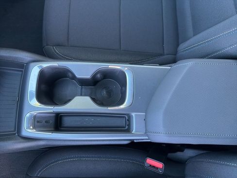 New 2026 Chevrolet Equinox EV LT image 16