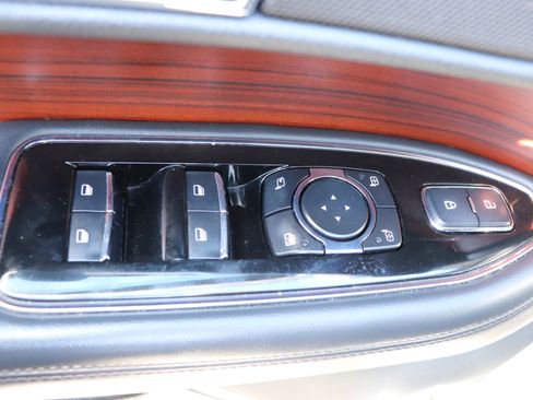 Used 2024 Lincoln Navigator L Premiere 4x4 image 68