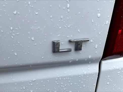 Used 2023 Chevrolet Silverado 1500 LT image 16