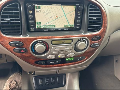 Used 2006 Toyota Sequoia Limited image 12