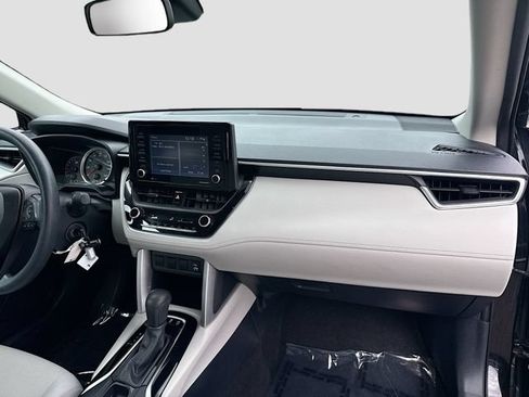 Used 2022 Toyota Corolla Cross L FWD image 27