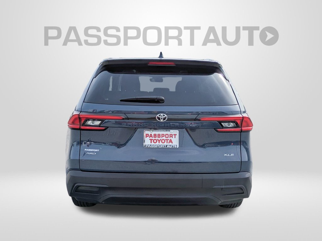 Certified 2025 Toyota Grand Highlander AWD image 6