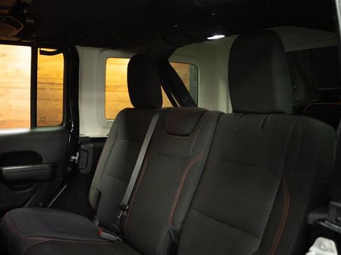 Used 2023 Jeep Wrangler Rubicon w/ Cold Weather Group image 11