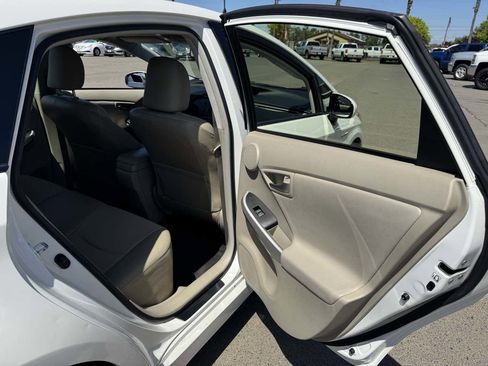 Used 2013 Toyota Prius Four image 16