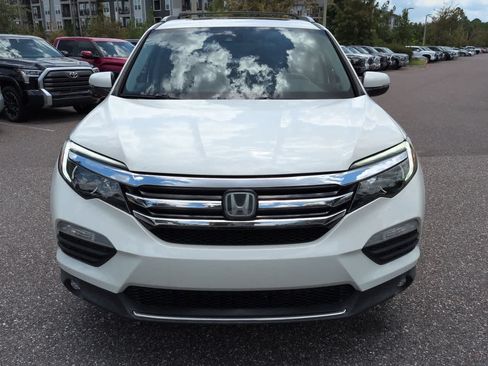 Used 2017 Honda Pilot Touring image 9
