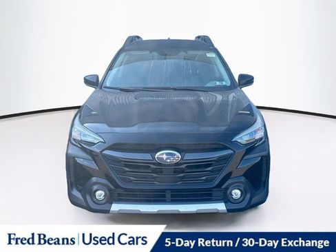 Certified 2025 Subaru Outback Limited AWD/4WD image 2