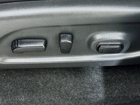 Used 2020 Nissan Pathfinder SL image 12