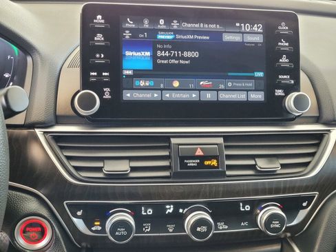 Certified 2021 Honda Accord EX image 10