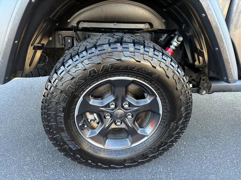 Used 2022 Jeep Gladiator Rubicon image 24