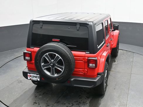 Used 2023 Jeep Wrangler Sahara image 37