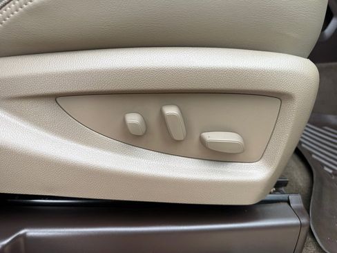 Used 2015 GMC Sierra 2500 Denali w/ Duramax Plus Package image 27