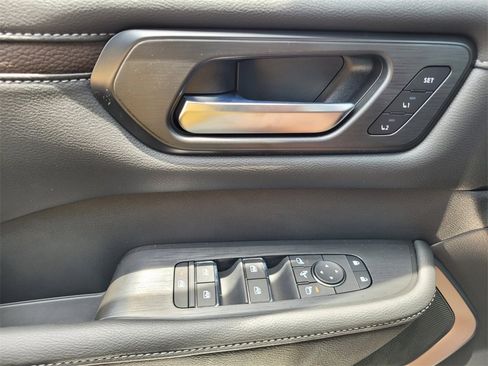 New 2025 Nissan Armada Platinum w/ Convenience Package image 24