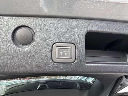 New 2026 GMC Terrain Elevation w/ Elevation Premium Package image 30