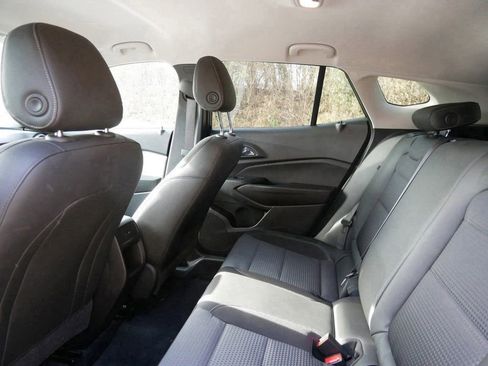 Used 2024 Chevrolet Trax LT w/ Driver Confidence Package image 11