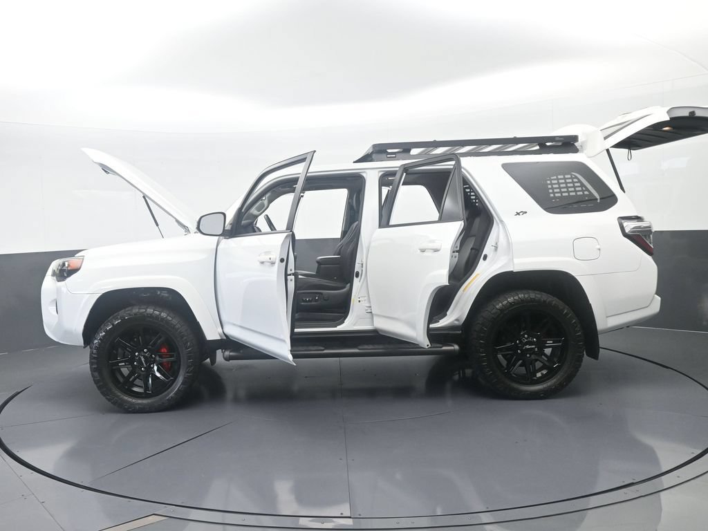 Used 2024 Toyota 4Runner SR5 Premium w/ Moonroof Package AWD/4WD image 74
