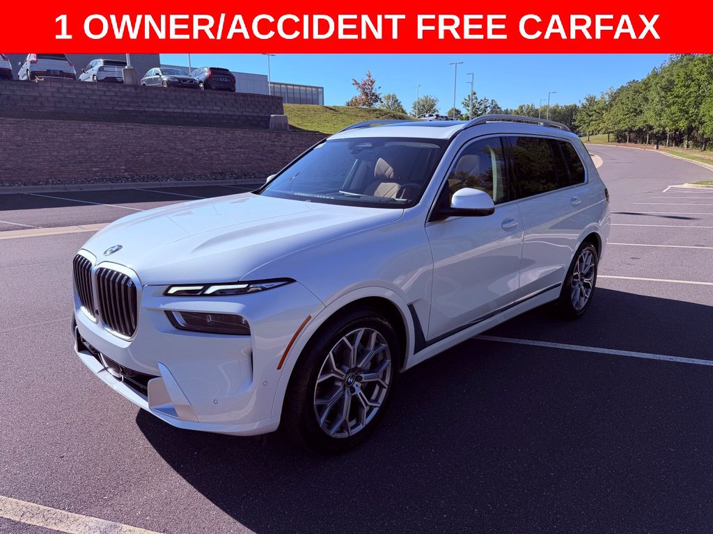 Used 2024 BMW X7 xDrive40i w/ Climate Comfort Package AWD/4WD image 3