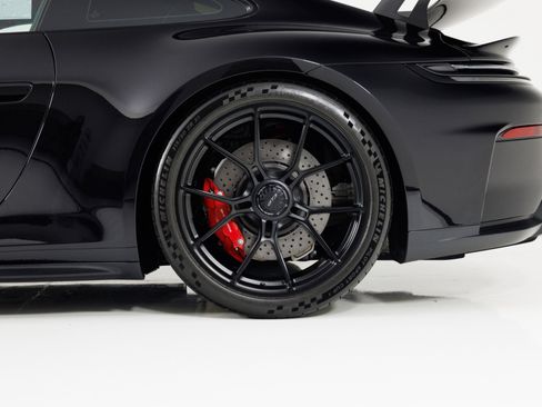 Used 2025 Porsche 911 GT3 RWD image 11