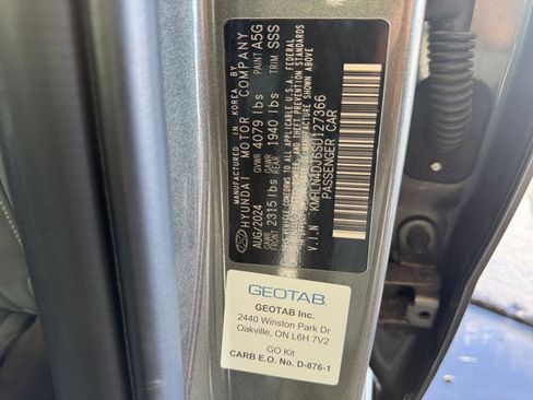 Used 2025 Hyundai Elantra Limited image 29