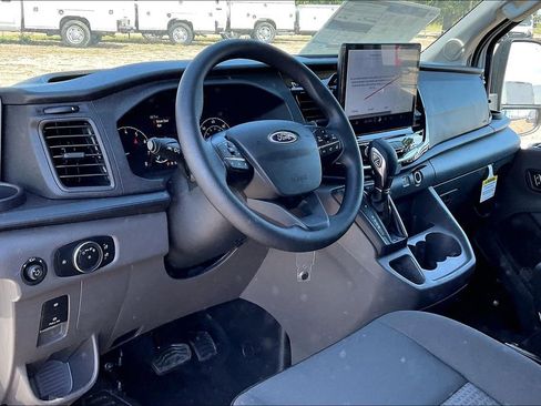 New 2025 Ford Transit 350 XLT image 5