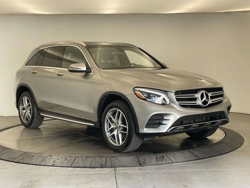 Used 2019 Mercedes-Benz GLC 300 4MATIC image 9