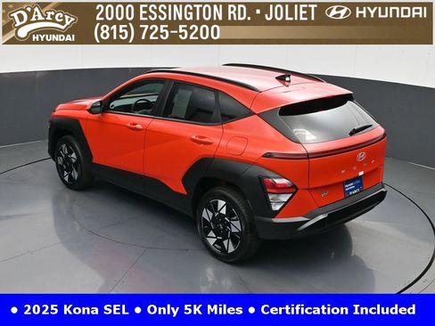 Certified 2025 Hyundai Kona SEL image 19