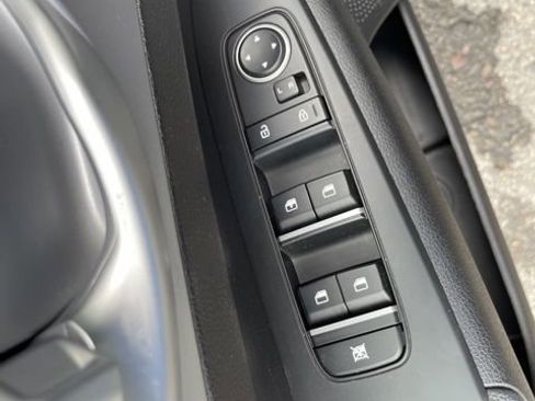 Certified 2023 Kia Forte LXS FWD image 22